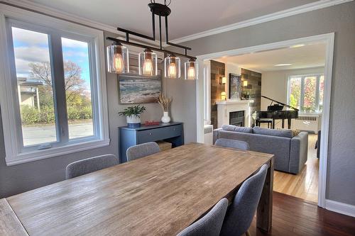 Salle à manger - 507 Av. Murdoch, Rouyn-Noranda, QC - Indoor Photo Showing Dining Room With Fireplace