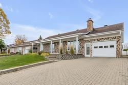 3 Rue Louis-Hémon  Lévis (Desjardins), QC G6W 6A6