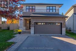 320 SUGAR PINE CRESCENT  Ottawa, ON K2M 0B1