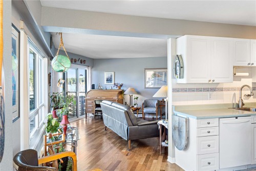 201-375 Newcastle Ave, Nanaimo, BC - Indoor