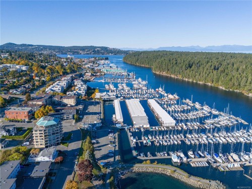 201-375 Newcastle Ave, Nanaimo, BC - Outdoor With Body Of Water With View