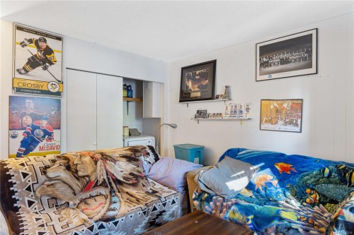 5430/5432 Bergen Op Zoom Dr, Nanaimo, BC - Indoor