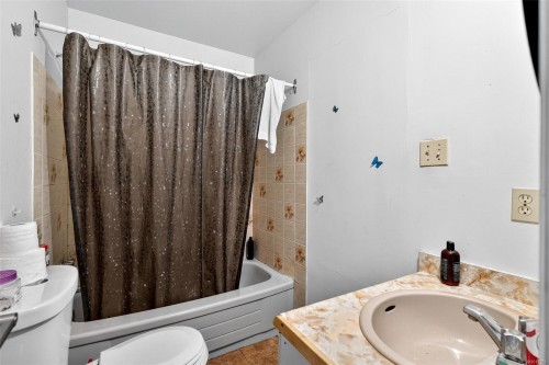 2486 Jeanine Dr, Langford, BC 