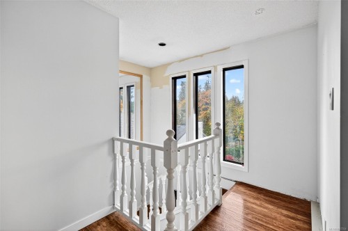 2486 Jeanine Dr, Langford, BC 