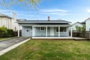 9617 Fourth St, Sidney, BC 