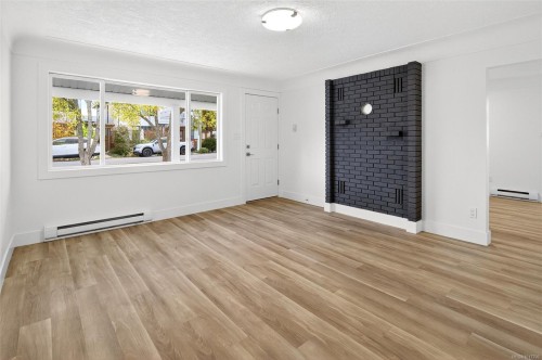 9617 Fourth St, Sidney, BC 