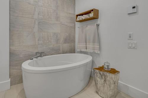 Ensuite bathroom - 402-1440 Av. Du Maire-Beaulieu, Québec (Sainte-Foy/Sillery/Cap-Rouge), QC - Indoor Photo Showing Bathroom