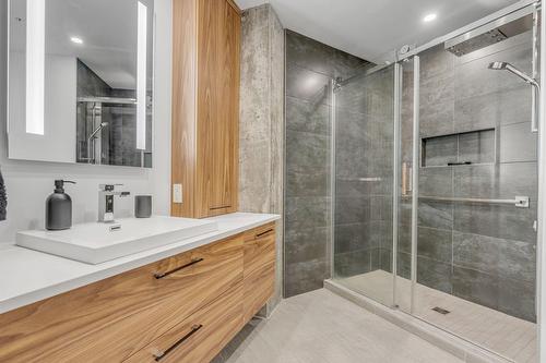 Bathroom - 402-1440 Av. Du Maire-Beaulieu, Québec (Sainte-Foy/Sillery/Cap-Rouge), QC - Indoor Photo Showing Bathroom