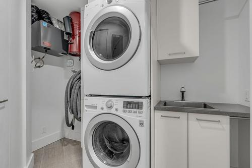 Laundry room - 402-1440 Av. Du Maire-Beaulieu, Québec (Sainte-Foy/Sillery/Cap-Rouge), QC - Indoor Photo Showing Laundry Room