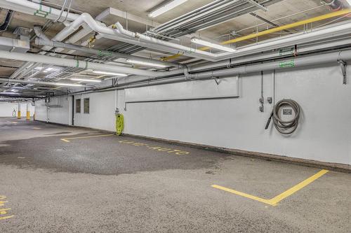 Other - 402-1440 Av. Du Maire-Beaulieu, Québec (Sainte-Foy/Sillery/Cap-Rouge), QC - Indoor Photo Showing Garage