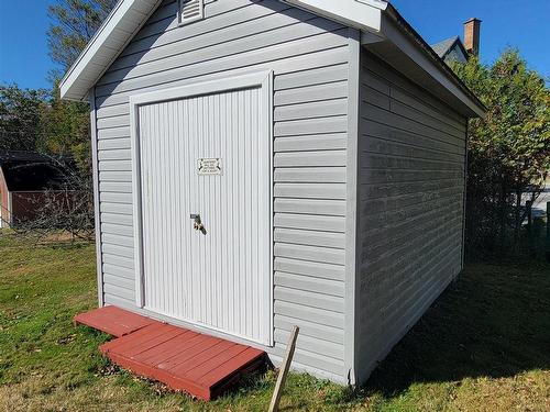 352 Pleasant Street, Yarmouth, NS 