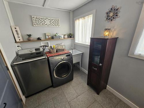 10563 Hwy #2 Highway, Mapleton, NS 