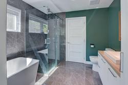 Ensuite bathroom - 