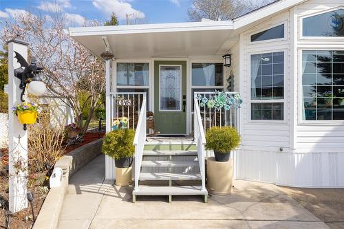 348-415 Commonwealth Road, Kelowna, BC 