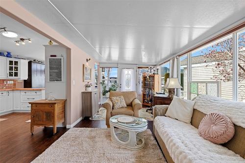 348-415 Commonwealth Road, Kelowna, BC 