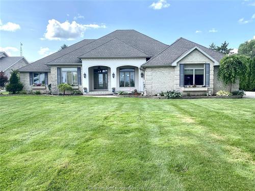7635 River View Line, Chatham, ON 