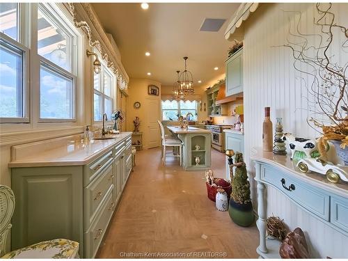 7635 River View Line, Chatham, ON 