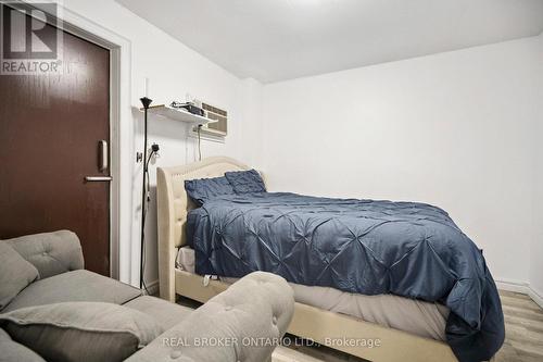 11 Whitfield Avenue, Hamilton, ON 