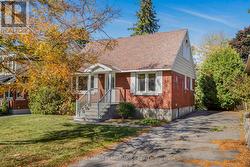 1315 KILBORN AVENUE  Ottawa, ON K1H 6L2