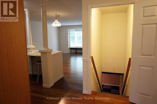 16 - 2705 Kingsway Drive, Kitchener, ON - Indoor Photo Showing Other Room