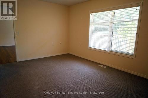 16 - 2705 Kingsway Drive, Kitchener, ON - Indoor Photo Showing Other Room