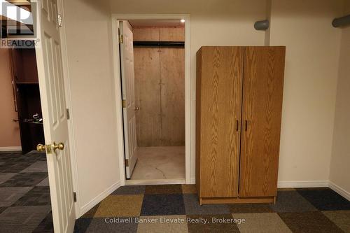 16 - 2705 Kingsway Drive, Kitchener, ON - Indoor Photo Showing Other Room