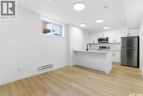 311 Sharma Crescent, Saskatoon, SK - Indoor Photo Showing Kitchen