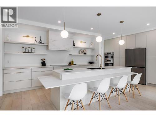 4234 Russo Street, Kelowna, BC - Indoor