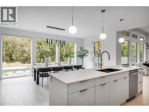 4234 Russo Street, Kelowna, BC - Indoor Photo Showing Kitchen With Double Sink With Upgraded Kitchen