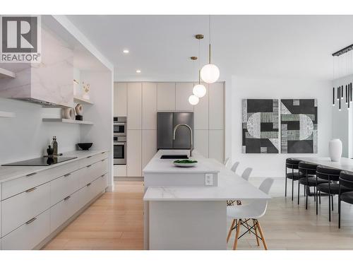 4234 Russo Street, Kelowna, BC - Indoor Photo Showing Kitchen With Upgraded Kitchen