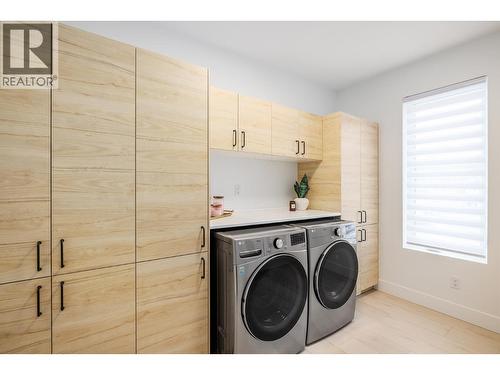 4234 Russo Street, Kelowna, BC - Indoor Photo Showing Laundry Room