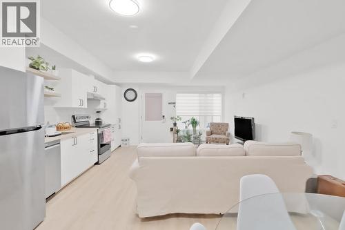 4234 Russo Street, Kelowna, BC - Indoor