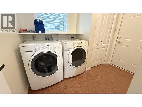 1033 Eagle Drive, Prince Rupert, BC - Indoor Photo Showing Laundry Room
