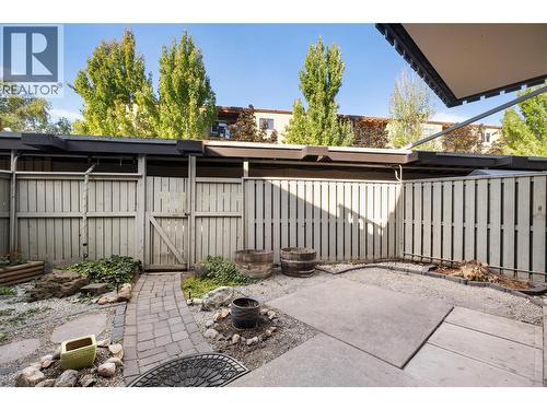 353 Boyce Crescent Unit# 14, Kelowna, BC - Outdoor