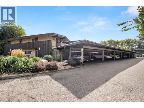 353 Boyce Crescent Unit# 14, Kelowna, BC - Outdoor