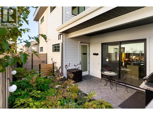 884 Patterson Avenue, Kelowna, BC - Outdoor With Deck Patio Veranda With Exterior