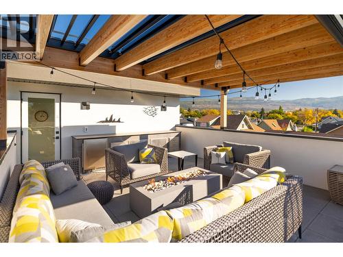 884 Patterson Avenue, Kelowna, BC - 