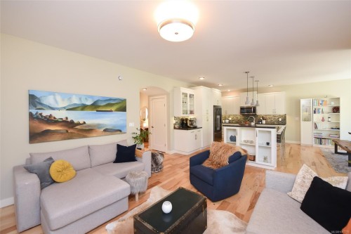 2805 Swanson St, Courtenay, BC 