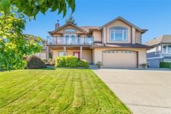 526 Douglas Pl  Ladysmith, BC V9G 2B9