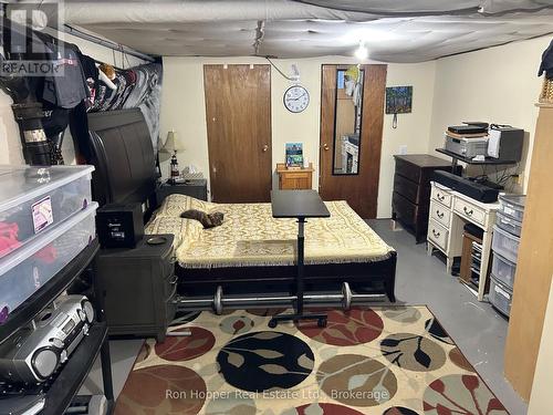 458 5Th Avenue E, Owen Sound, ON - Indoor