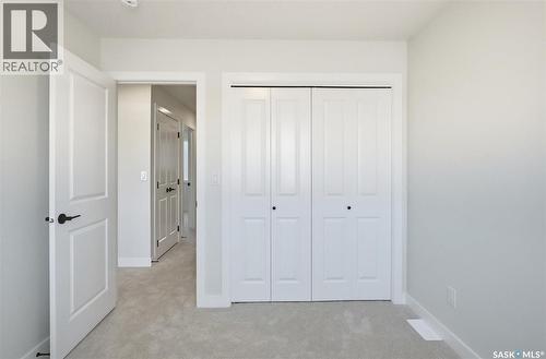 284 Asokan Bend, Saskatoon, SK - Indoor