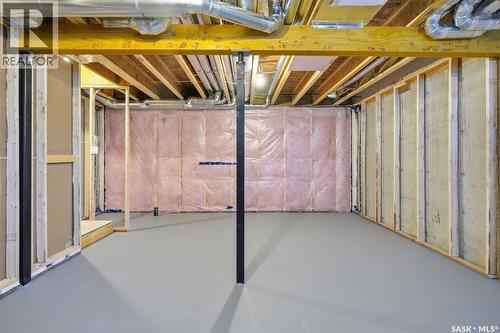 284 Asokan Bend, Saskatoon, SK - Indoor Photo Showing Basement