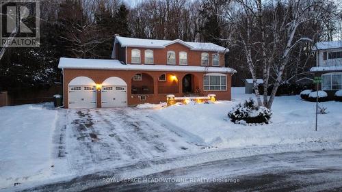 40 HILLTOP DRIVE  Caledon, ON L7C 1H6