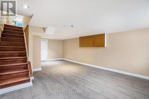 1 - 256 Park Park, Ottawa, ON - Indoor Photo Showing Other Room
