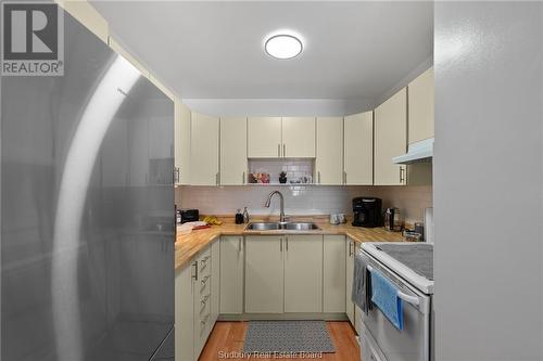 29 Laren Street, Wahnapitae, ON - Indoor Photo Showing Kitchen With Double Sink