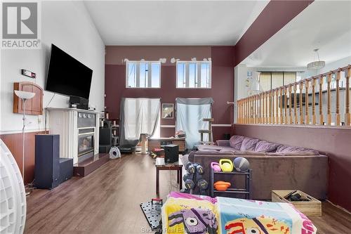 29 Laren Street, Wahnapitae, ON - Indoor