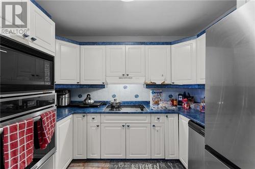 29 Laren Street, Wahnapitae, ON - Indoor Photo Showing Kitchen