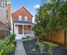 530 CAMBRIDGE STREET S  Ottawa, ON K1S 4J3