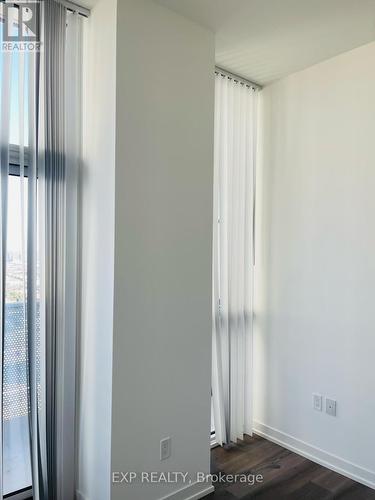 Ph2 - 28 Interchange Way, Vaughan, ON - Indoor Photo Showing Other Room