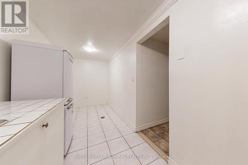 3 - 1517 Elm Road, Oakville, ON - Indoor Photo Showing Laundry Room